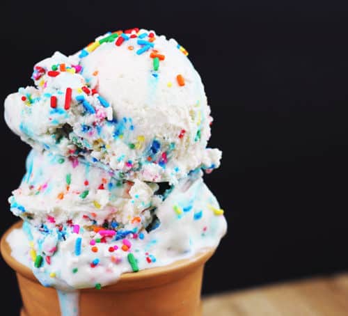 No cook, egg free Spinkle & Cake Batter Ice Cream! Ready to churn in just 2 minutes and taste's like Cold Stone's Cake Batter Ice Cream!