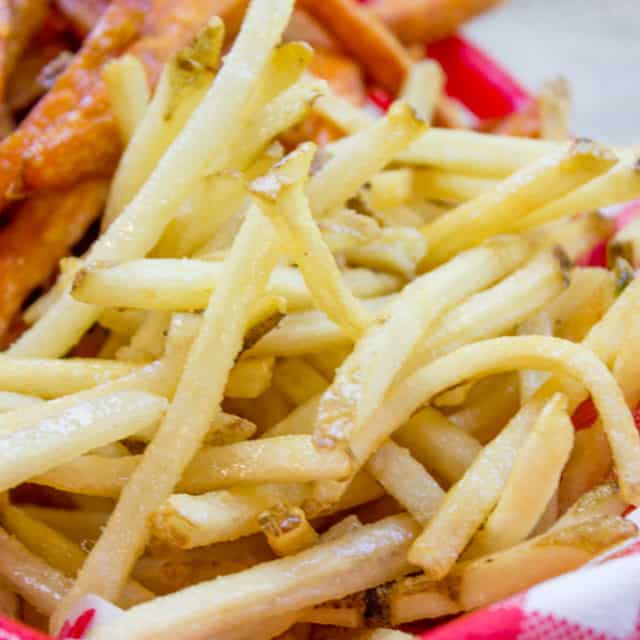 How to cut fries shoestring style