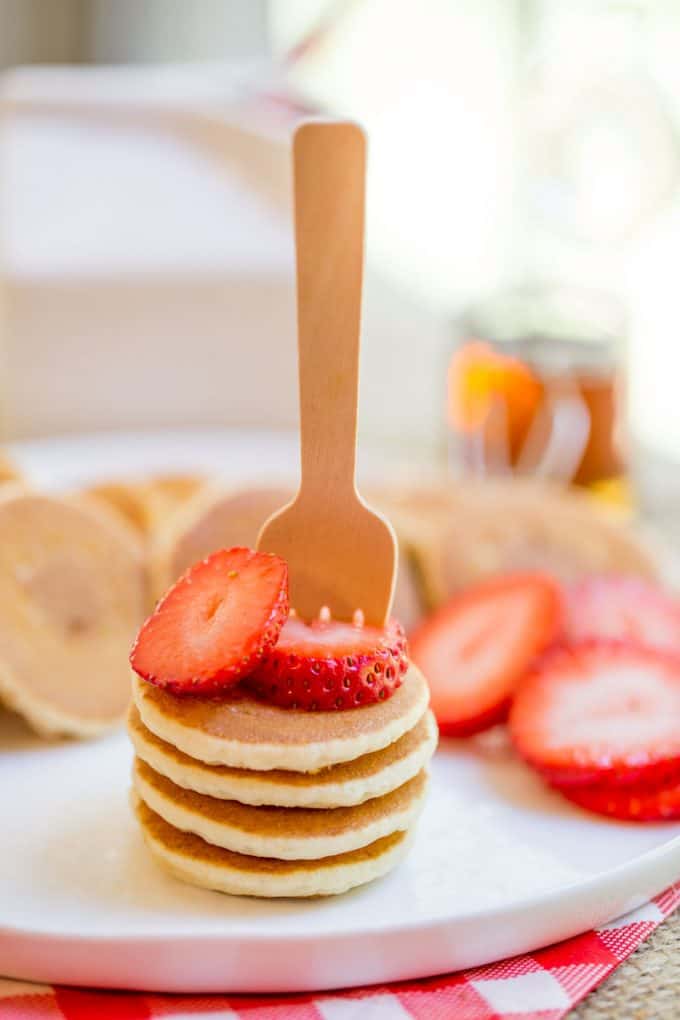 Mini Pancakes, sometimes called Silver Dollar are the easiest quickest little pancake bites that are perfect for parties, brunches, kids and pancake kabobs! dev.dinnerthendessert.com