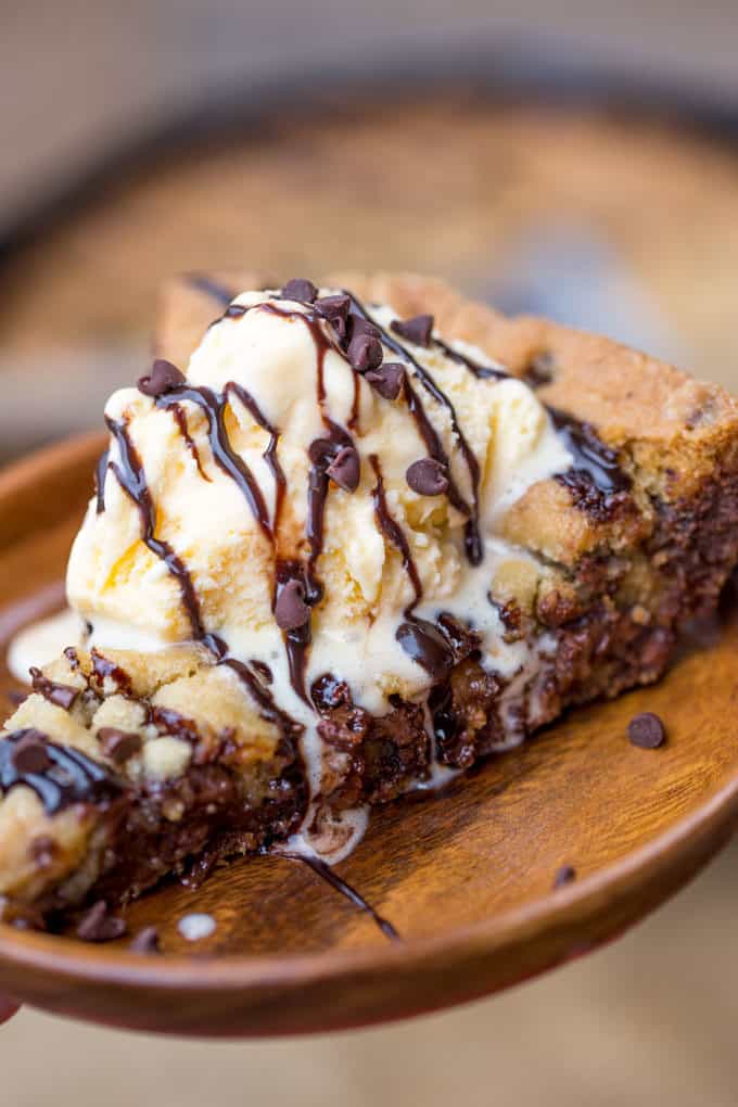 BJ's Chocolate Chip Pizookie