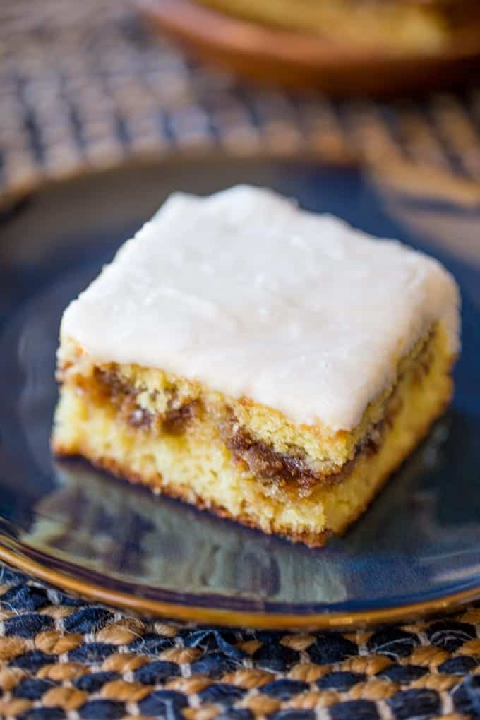 Homemade Honey Bun Cake