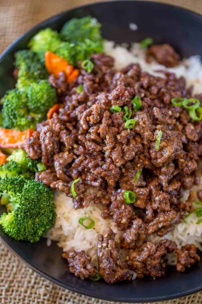 ground beef, rice, broccoli and carrots with mongolian beef sauce.