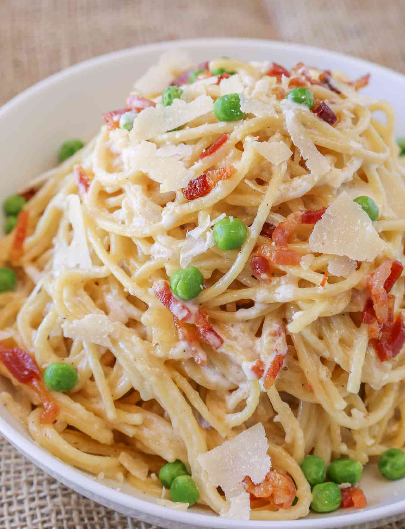 Easy Bacon Carbonara Pasta