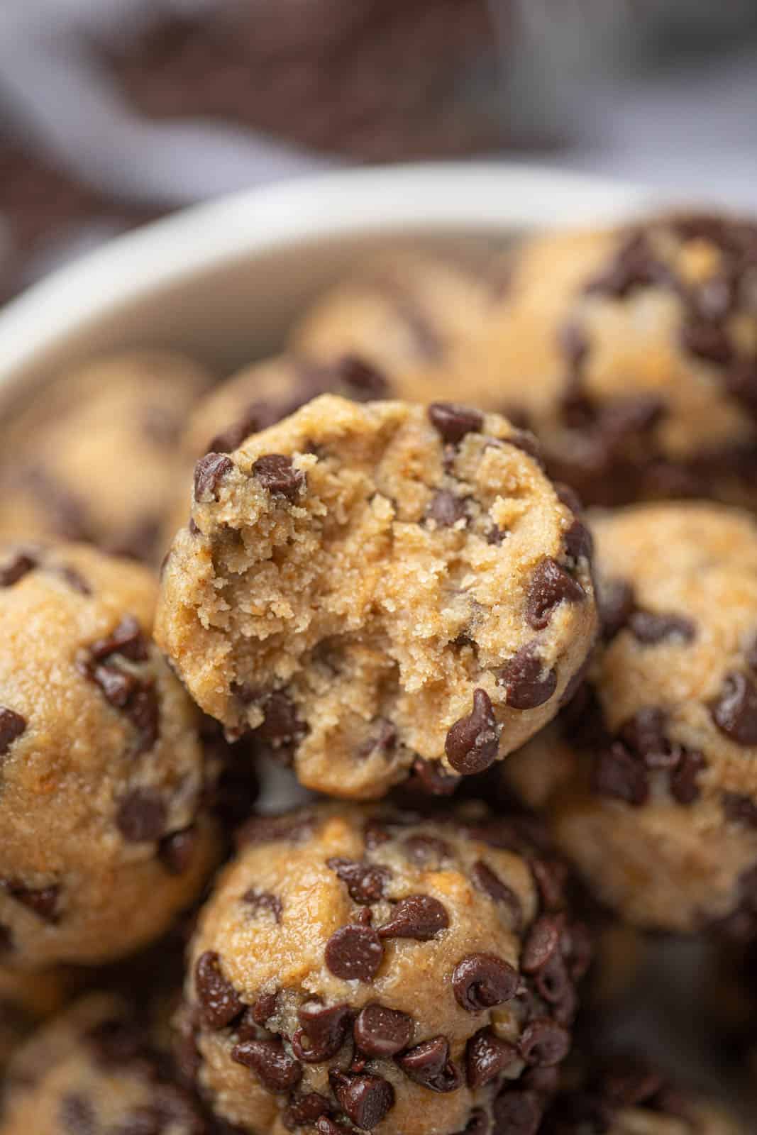 Edible Cookie Dough (Chocolate Chip Cookie Dough)